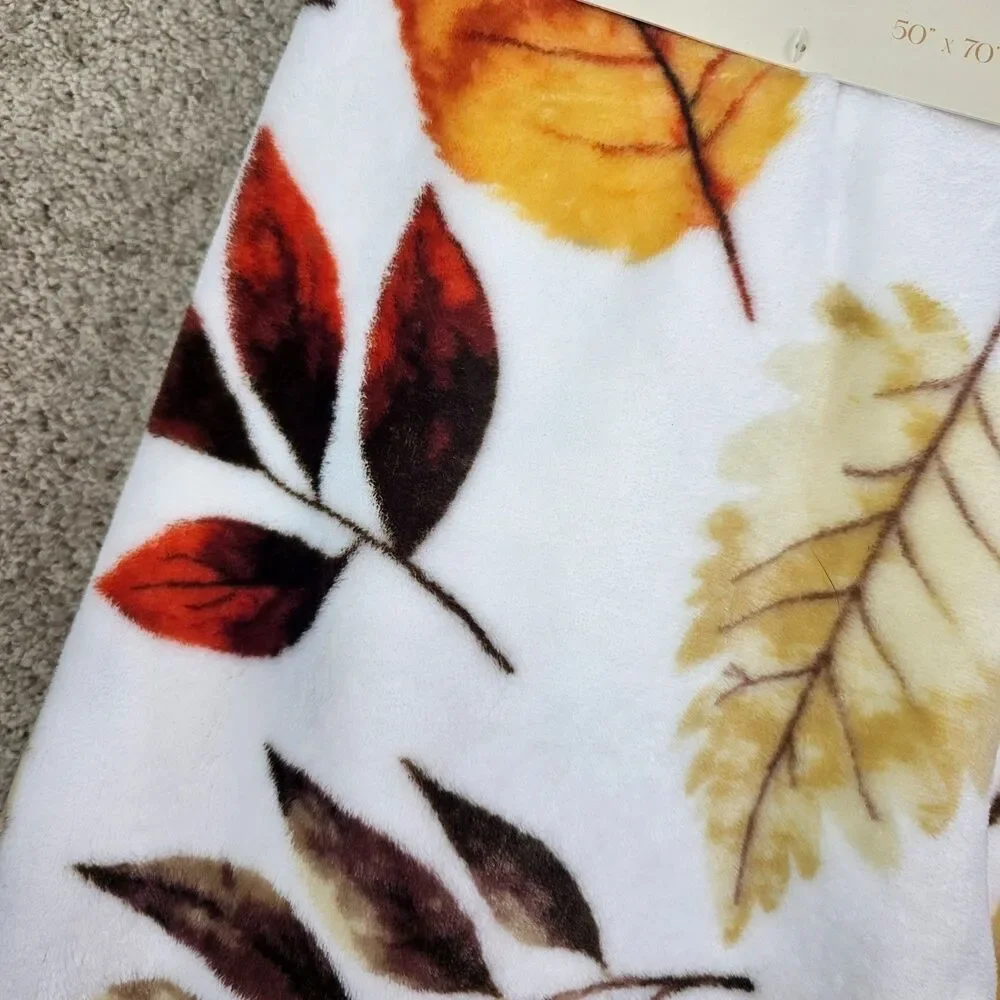 Harvest Joy Plush Throw Blanket 50x70 Fall Autumn Leaves Thanksgiving NWT